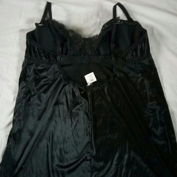 Sexy lady nighty - Picture 2 of 6